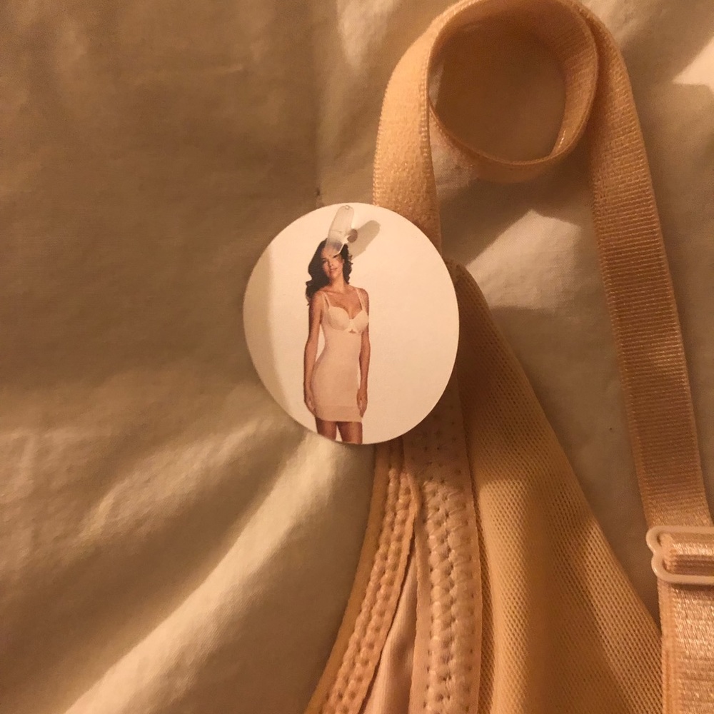 ShapeWare Slip - Picture 4 of 8